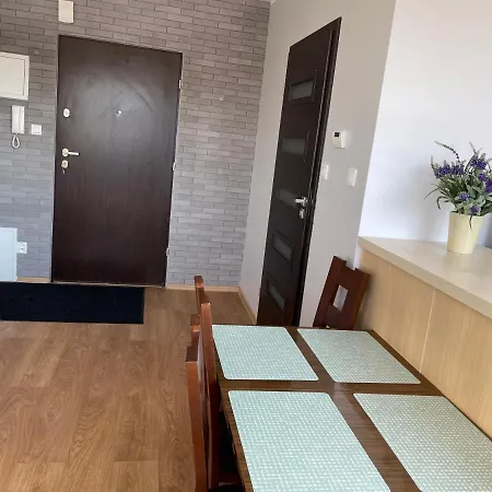 Komfortowe Studio 52 M2 W Centrum Grojca Διαμέρισμα Grojec (Masovia)