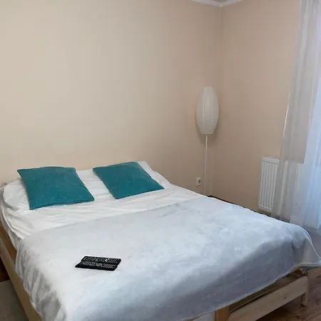 Διαμέρισμα Komfortowe Studio 52 M2 W Centrum Grojca *